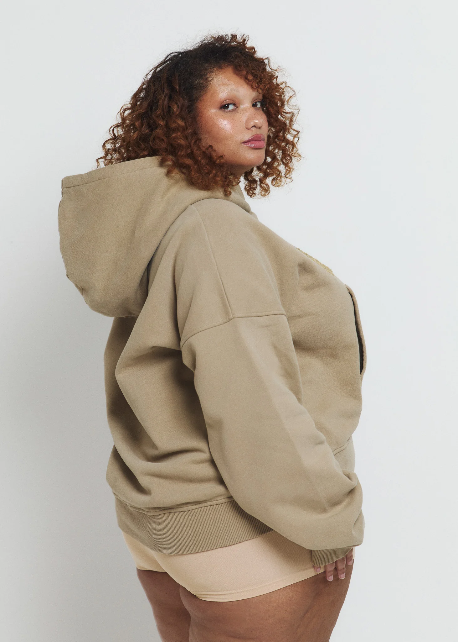 The Perfect Oversized Hoodie - Image 5