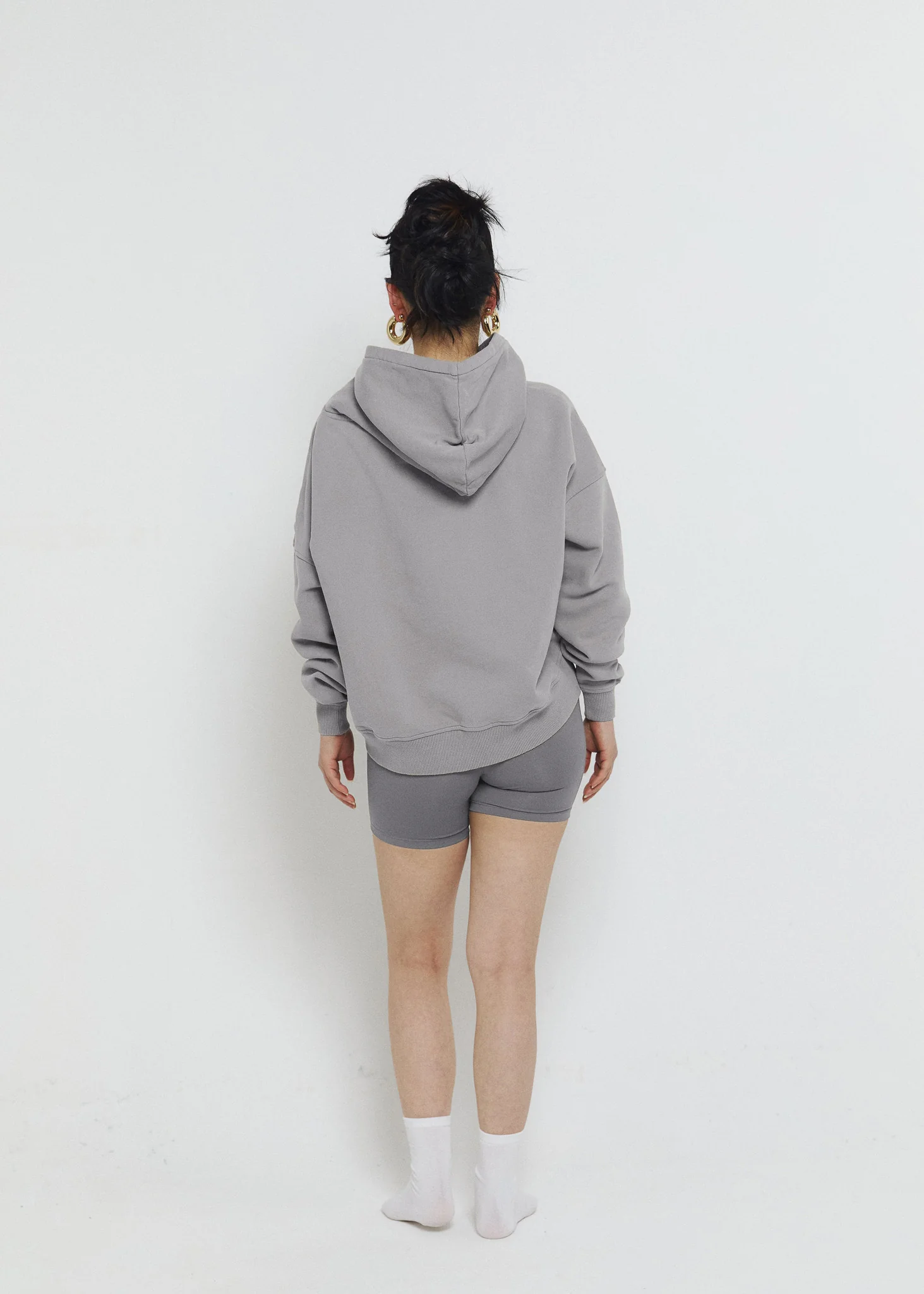 The Perfect Oversized Hoodie - Image 13